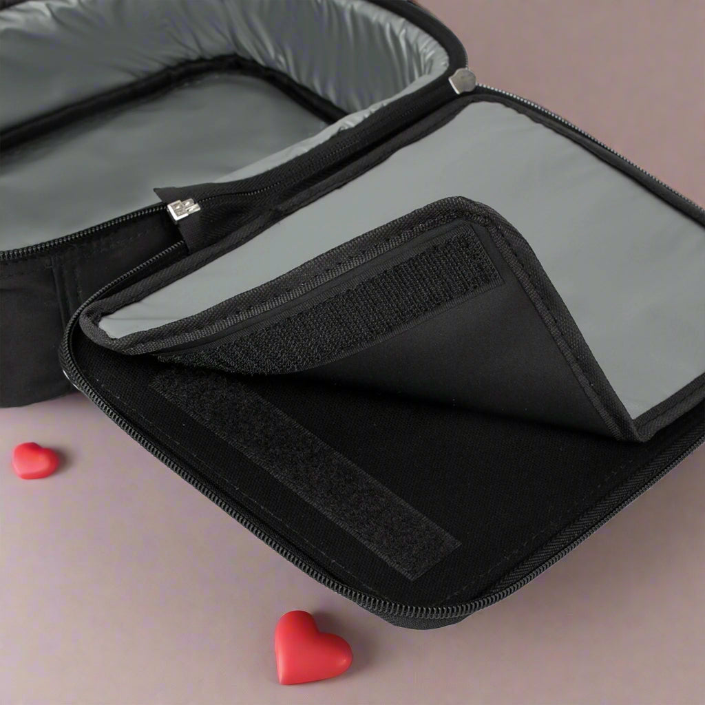 Jesus Loves You Lunch Bag - Havenly Essentials - Accessories - Printify - 27689929037605311019 - Jesus Loves You Lunch Bag